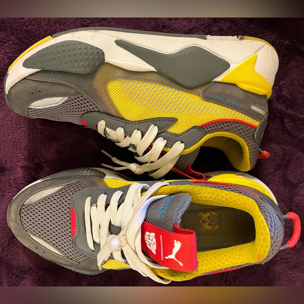 Puma RS-X
Transformers Bumblebee
Size: 7.5, worn once